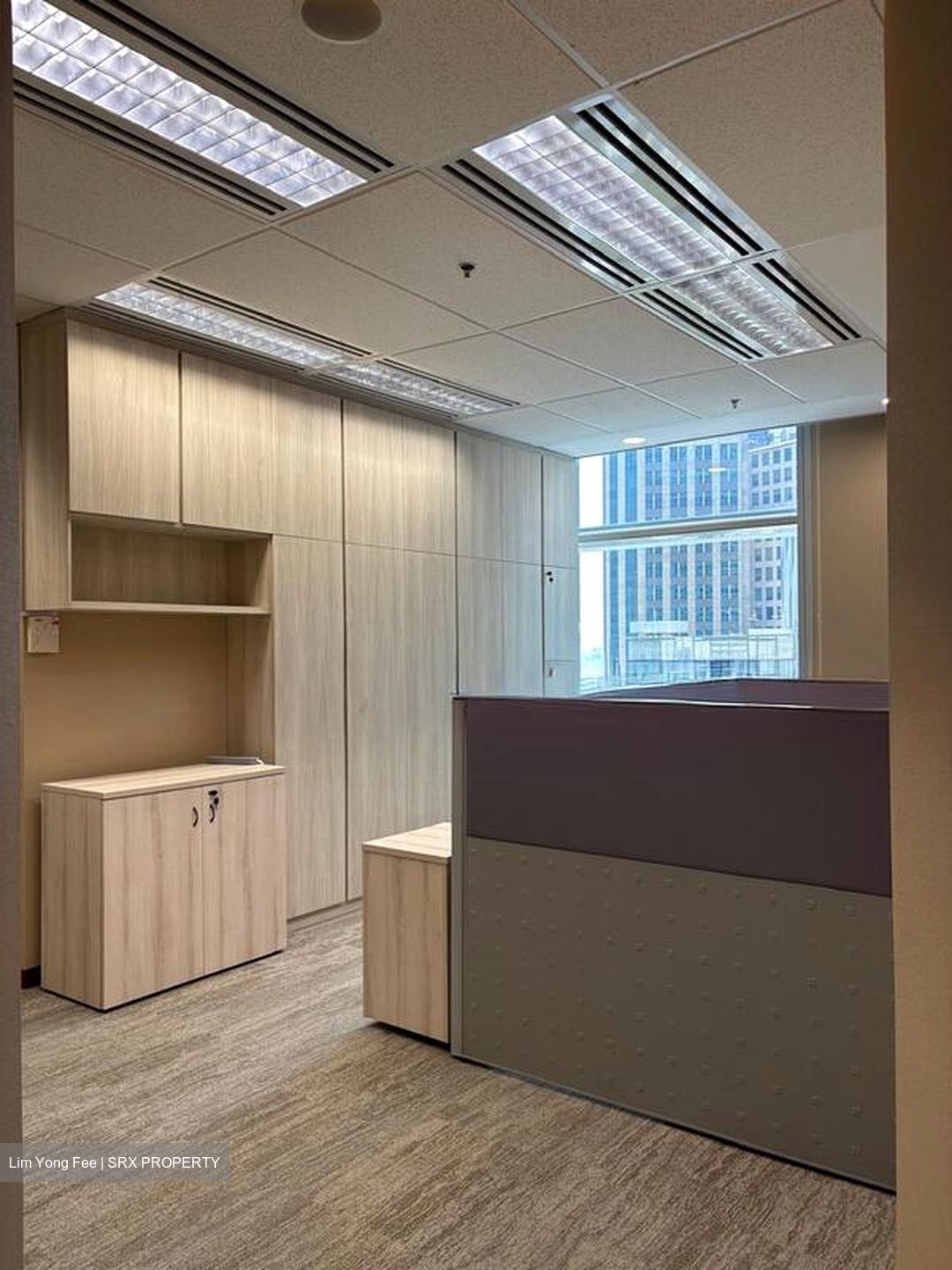 Samsung Hub (D1), Office #566797061